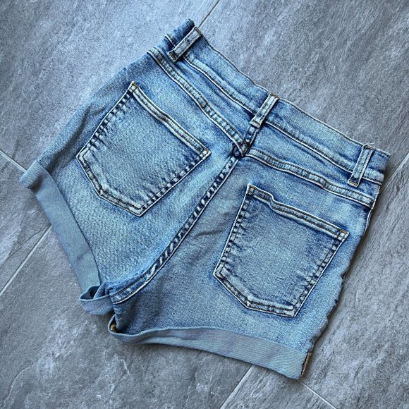 Wilfred Free Nikki Relaxed Denim Shorts - Picture 3 of 6